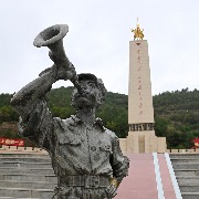 澎湃读报丨纪念长征胜利90周年，各大报集中刊发社论、特别报道