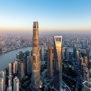 5.5%增速背后，上海经济动能向新、结构向优