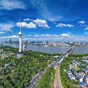 湖北前三季度GDP为47385.97亿元，同比增4.7%