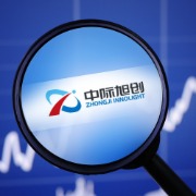 光模块龙头中际旭创跌超8%！公司称供应链稳定，产能利用率充足