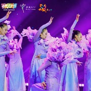 “撕掉”刻板标签，从小朋友到长者在市民舞蹈大赛上一起跳“广跳舞”