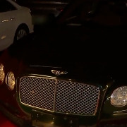 花16元叫的代驾撞毁宾利，平台却失联，十几万元维修费谁来买单？