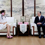 谷爱凌再访苏州买旗袍：将积极推介，让更多人感受苏州之美