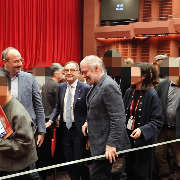 放下指挥棒就来看《托斯卡》，73岁捷杰耶夫依然能量惊人