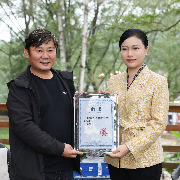 湖南怀化市委书记会见张雪，并聘请其担任文旅推广大使