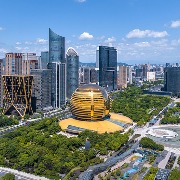 浙江前三季度GDP为73224亿元，同比增长5.6%