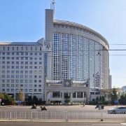 东盟防长扩大会将在菲律宾举行，外交部：反对任何势力绑架东盟搅局生事