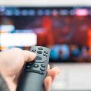 广电总局发布新规：要求有线电视、网络电视实现开机看全屏直播功能