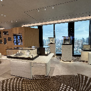 第九届进博会开幕在即，高端珠宝展品为何提前亮相外滩？