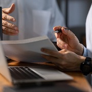 天壕能源：因交易价格等关键条款未达成一致意见，决定终止收购天壕新能100%股权