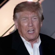 特朗普称普京与泽连斯基的会晤将“很快”安排
