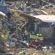 现场｜西班牙列车追尾已致50人遇难，有中国公民受轻伤
