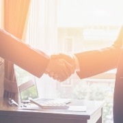 千亿公募四年半后再换帅，前三季度总经理变更人数同比增28%