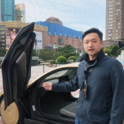 无方向盘和脚踏板，特斯拉无人驾驶电动车将“开入”进博会