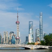 上海党员干部学习五中全会精神：持之以恒推进全面从严治党，走好新时代赶考路