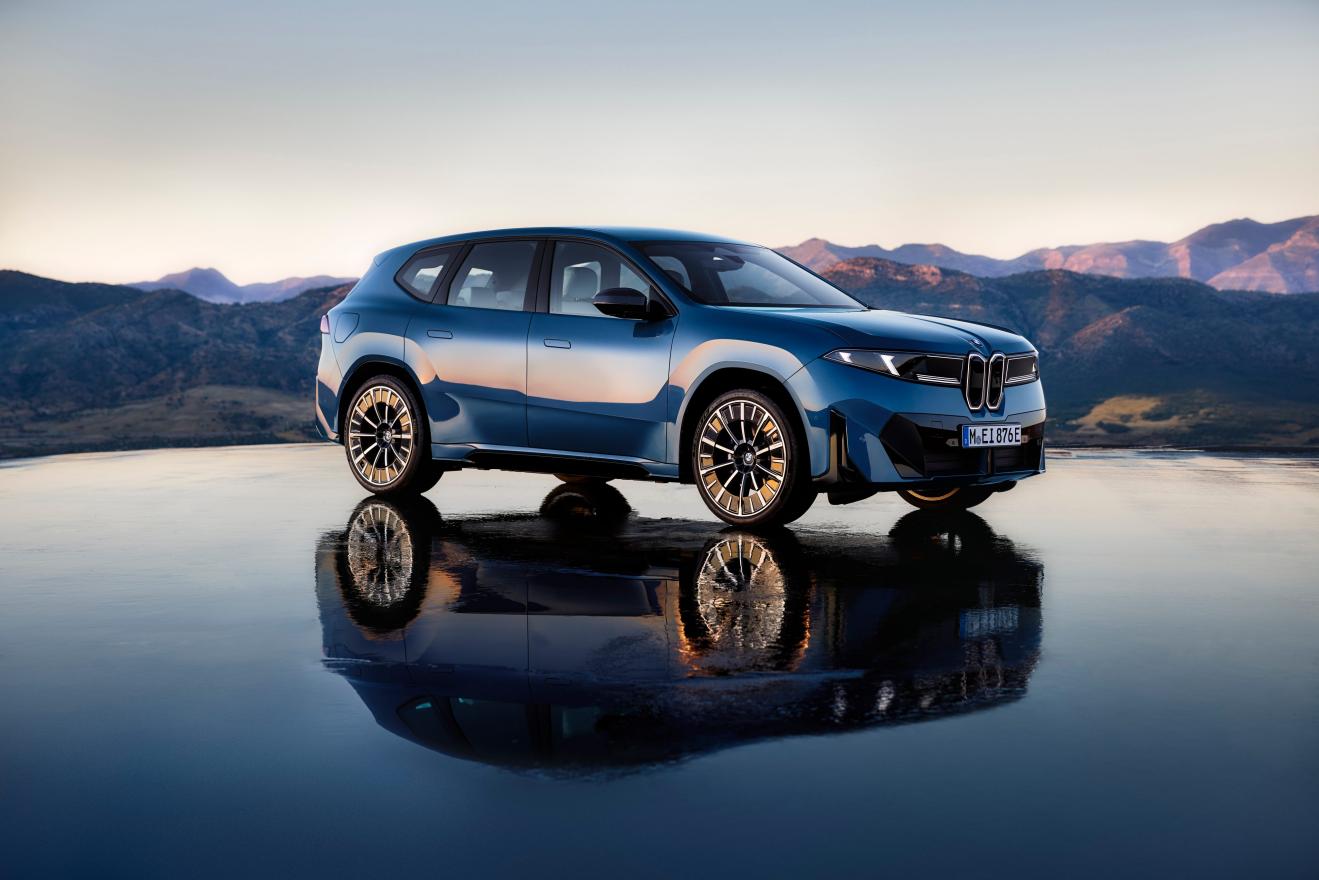 从一块玻璃到一颗电芯：新世代BMW iX3的品质链条
