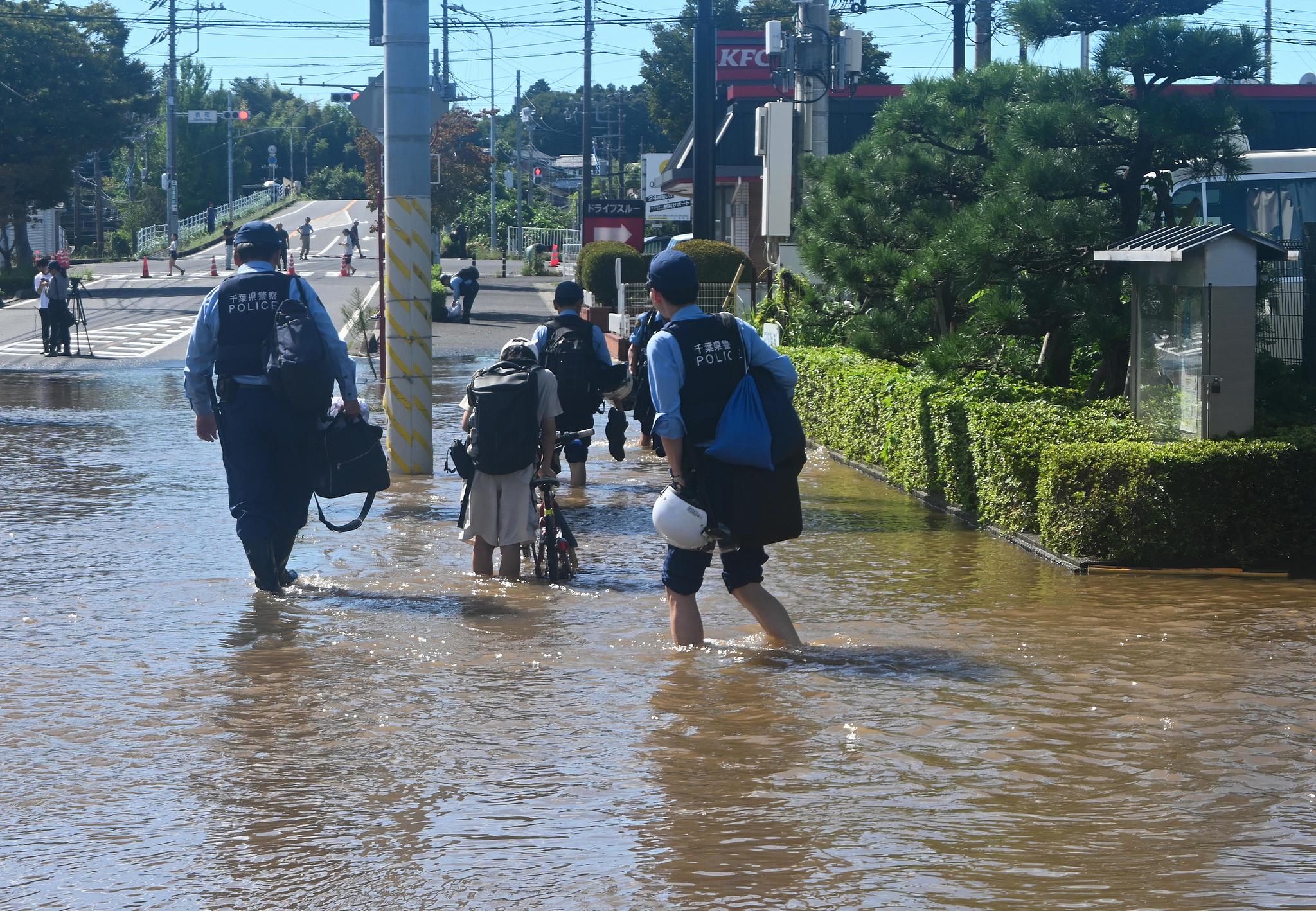 台风“杜鹃”已致日本10人死亡