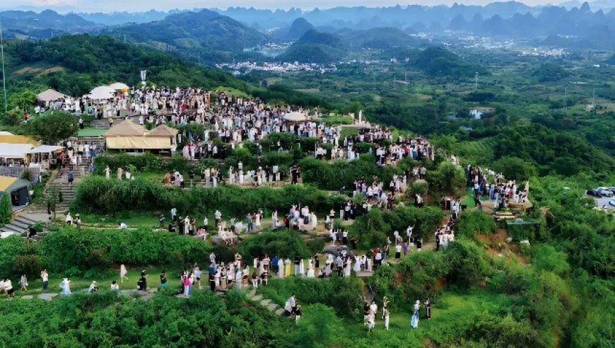 “奔县游”，狂飙的流量接得住吗