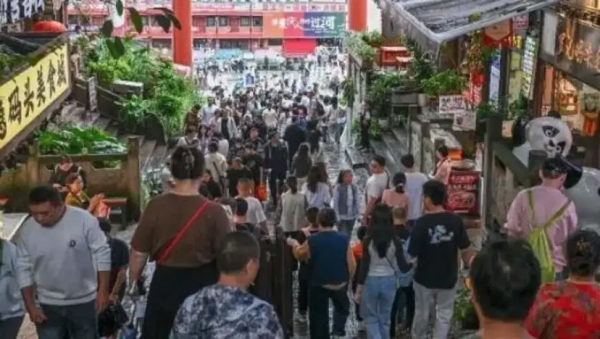 全国多处景区发布公告：限流