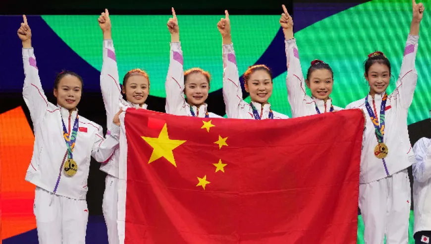 中国体操女队全场0失误，时隔20年再度问鼎世锦赛！终结美国7连冠