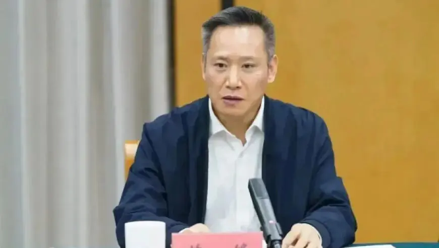 蒋锋任无锡市委书记；曾任溧阳市委书记，常州市副市长，江苏省应急管理厅厅长等职