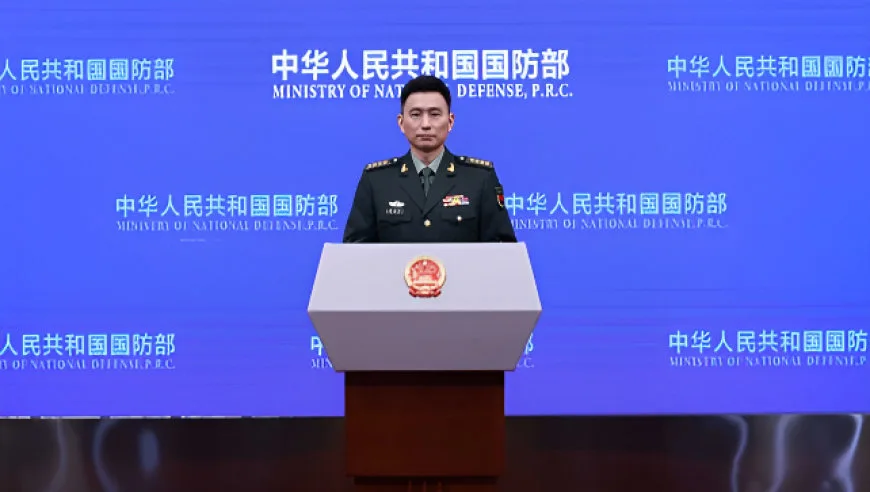 菲媒称中国航母“突入菲律宾心脏”，国防部答澎湃：“有关方不要自己给自己加戏”