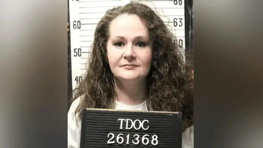 美国一州200多年来首次对女囚犯执行死刑，注射两剂死刑药物后囚犯仍有心跳，被紧急送医，最新进展曝光