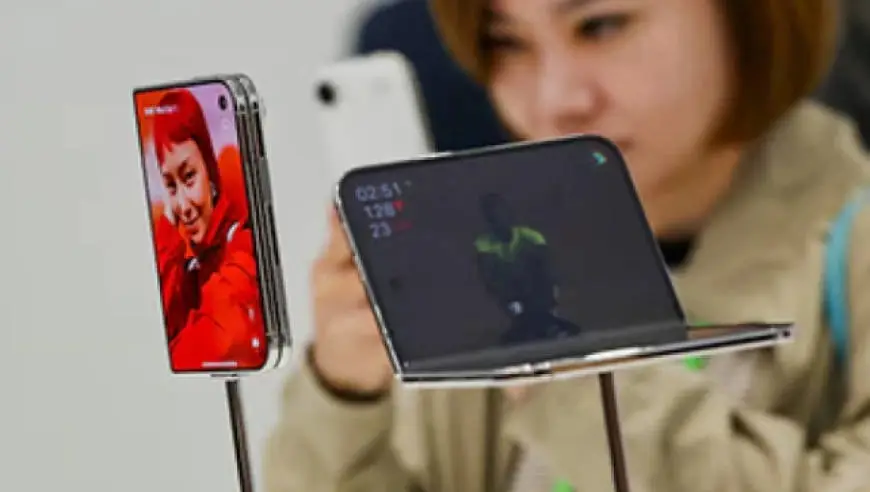 苹果客服：很多客户取消了iPhone Duo订单