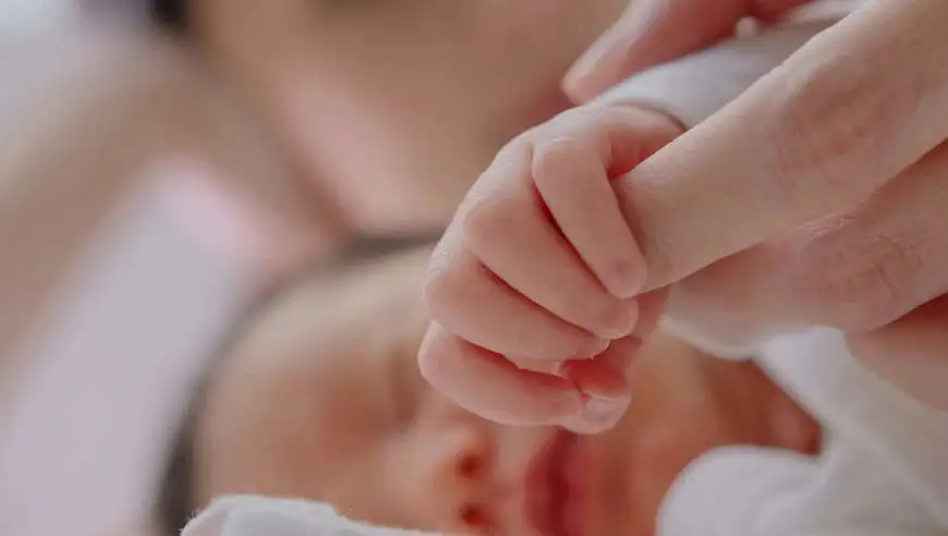 生二孩奖1万，三孩奖3万！东莞一村发放婚育补贴，奖励当场兑现