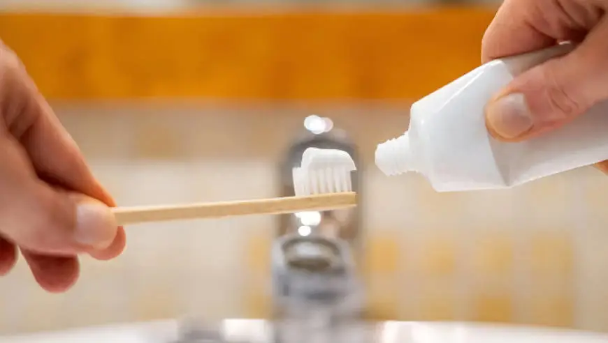 一支牙膏上千元，牙却越护越差？