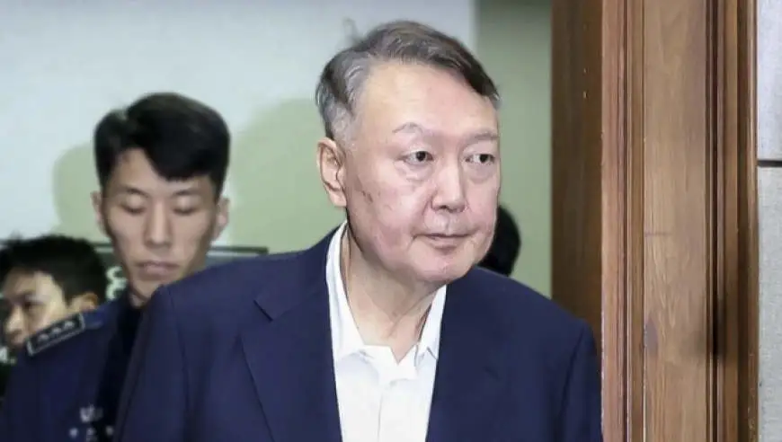 韩国前总统尹锡悦涉嫌违反《政治资金法》案二审被判无罪