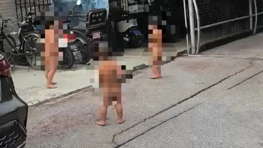 上海一小区多名幼童裸体在公共区域跑动，妈妈称“管不住”，民警最多一天出警3次；律师：对未成年人“不作为”或构成犯罪