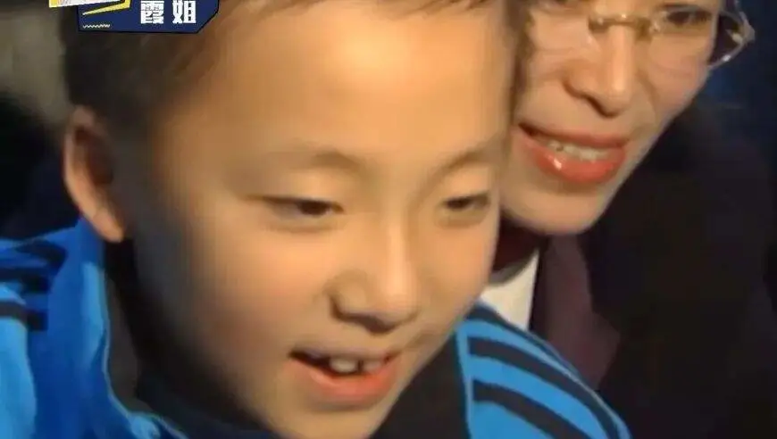 中国人首次从太空看地球珍贵影像公开；央视披露：杨利伟首飞太空经历生死26秒，“我以为要牺牲了”
