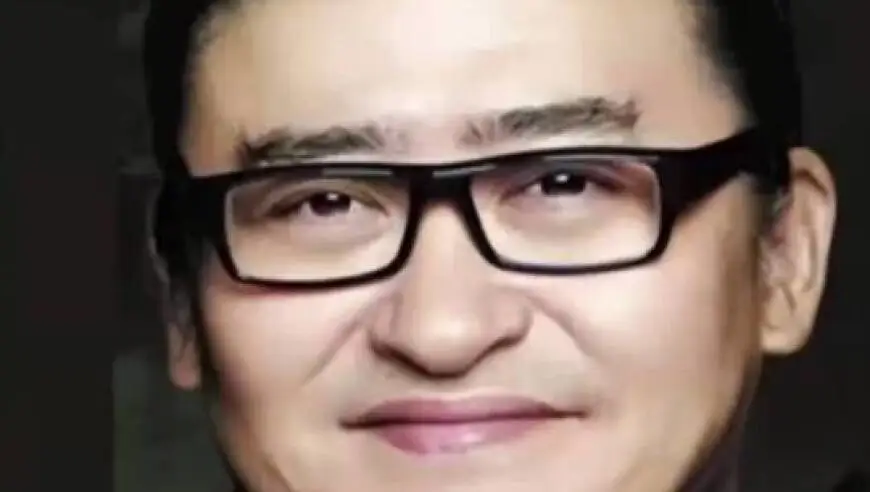 刘欢去世，单位讣告透露最后遗愿，吉克隽逸头像已变黑；一年前女儿结婚，今年1月最后一次公开演出；曾透露自己得了“股骨头缺血性坏死”