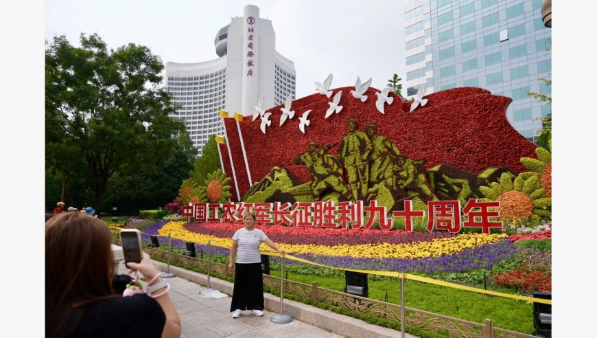 国庆花坛里，折叠着“中国的时间”