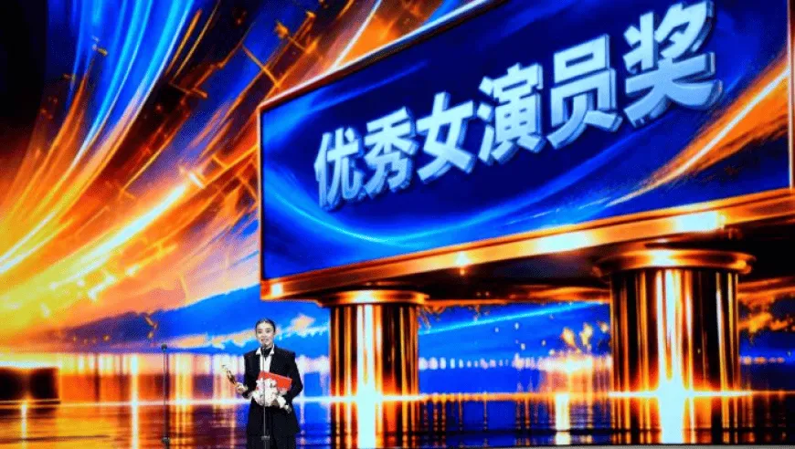 第35届飞天奖全名单公布：王仁君凭借《浴血荣光》获优秀男演员奖，宋佳凭借《山花烂漫时》获优秀女演员奖
