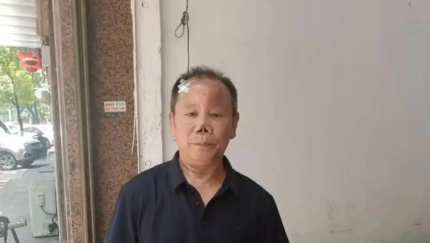 湖南“救人被歹徒咬掉鼻子”老人获评中国好人，鼻型已基本恢复，半年收到4万多慰问金