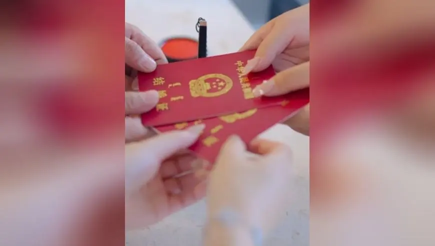 父母花两千元彩礼招上门女婿，男方创业翻身后就给儿子改姓！妻子：他舒服了我们不舒服