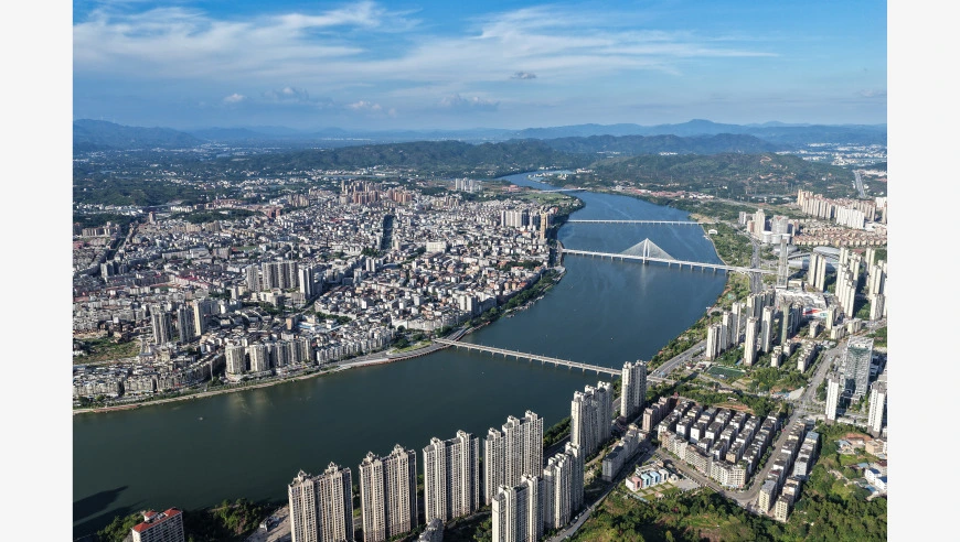 这条“红飘带”，舞出壮丽新风景