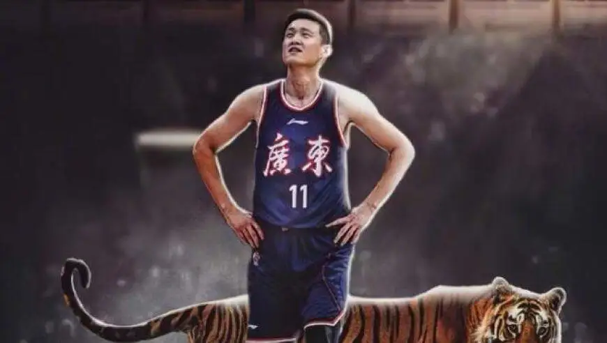 周鹏发文谈重返广东男篮：我想把剩余力量留给宏远