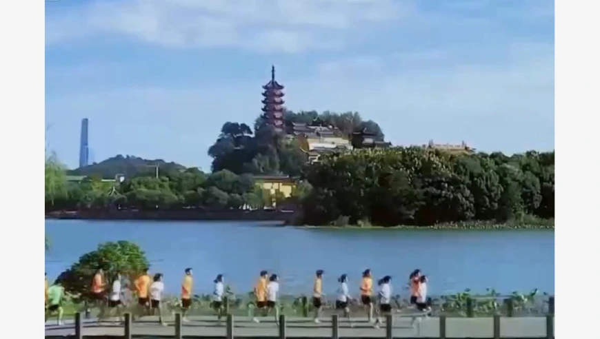 新思想引领新征程丨以人民为中心 加快建设健康中国