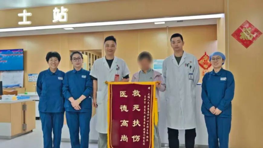 剪刀划伤手指拖成重症！无锡一女子因破伤风上了呼吸机
