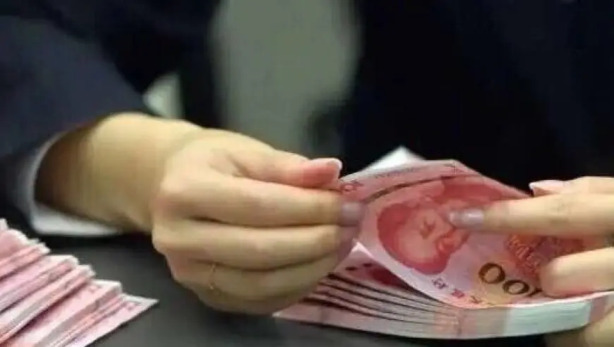 个人贷款不得再用“日利率”“月费率”等表述